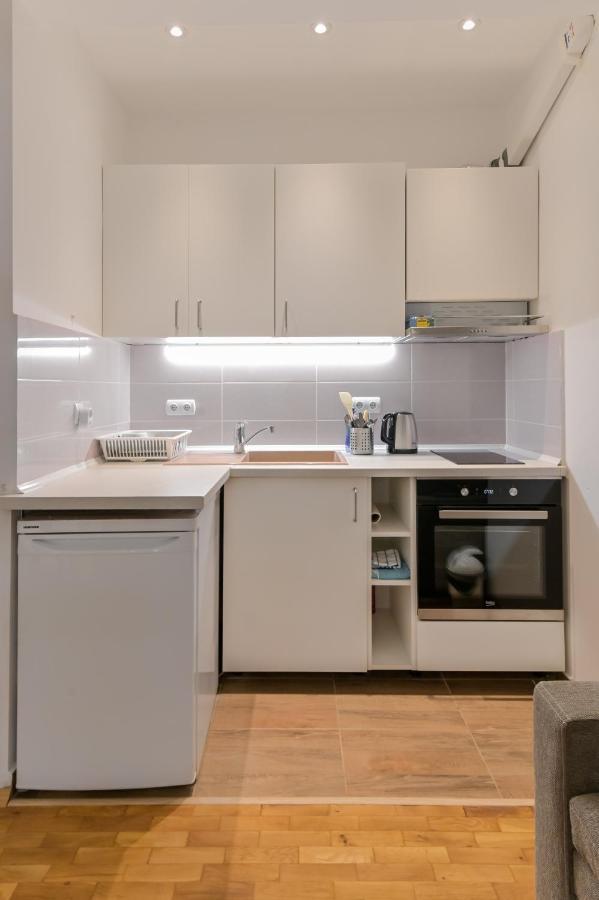 Bright In The Heart Of The By Flat Mаnager * Софія